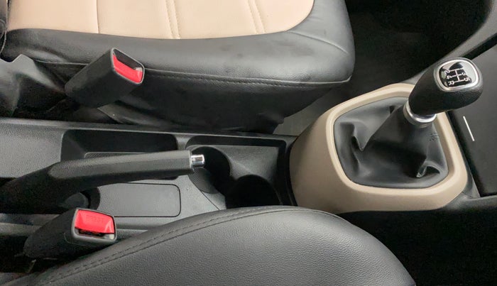 2019 Hyundai Xcent SX 1.2, Petrol, Manual, 18,590 km, Gear Lever