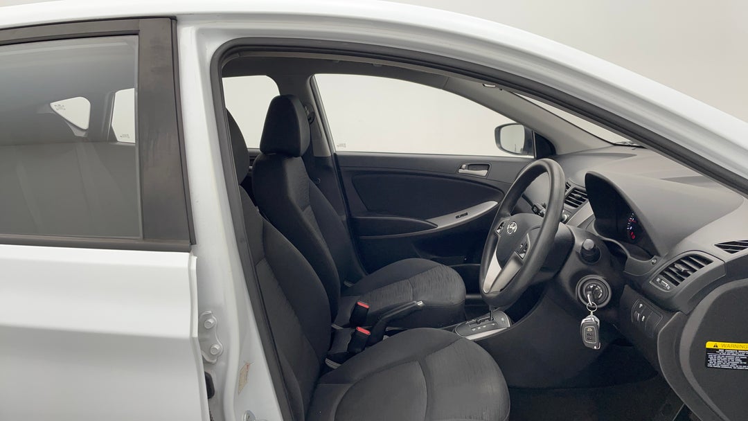 2017 Hyundai Accent Active, Automatic, 118720 km, Right Side Front Door Cabin View