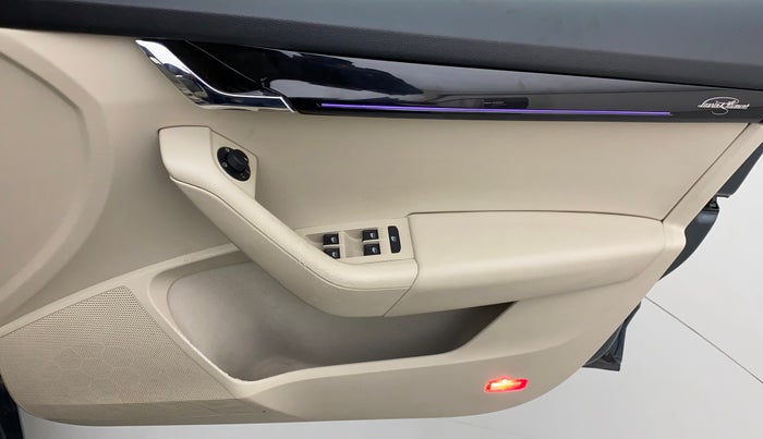 2018 Skoda Octavia L&K 1.8 TSI AT, Petrol, Automatic, 24,935 km, Driver Side Door Panels Control