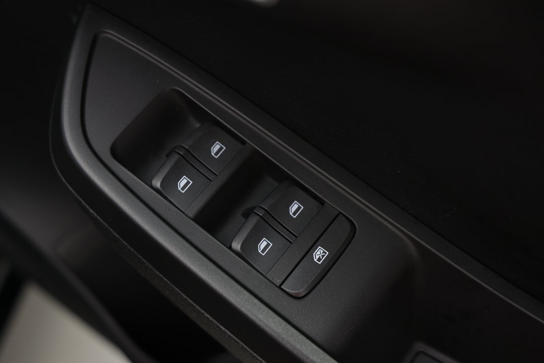 2023 MG Mg3 Auto Core, Automatic, 29494 km, Drivers Side Door Panel Controls