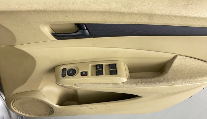 2010 Honda City S MT PETROL, Petrol, Manual, 47,886 km, Driver Side Door Panels Control
