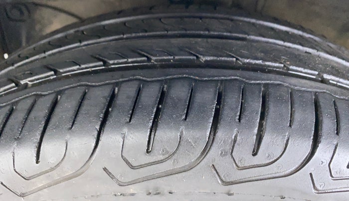 2010 Honda City S MT PETROL, Petrol, Manual, 47,886 km, Left Front Tyre Tread