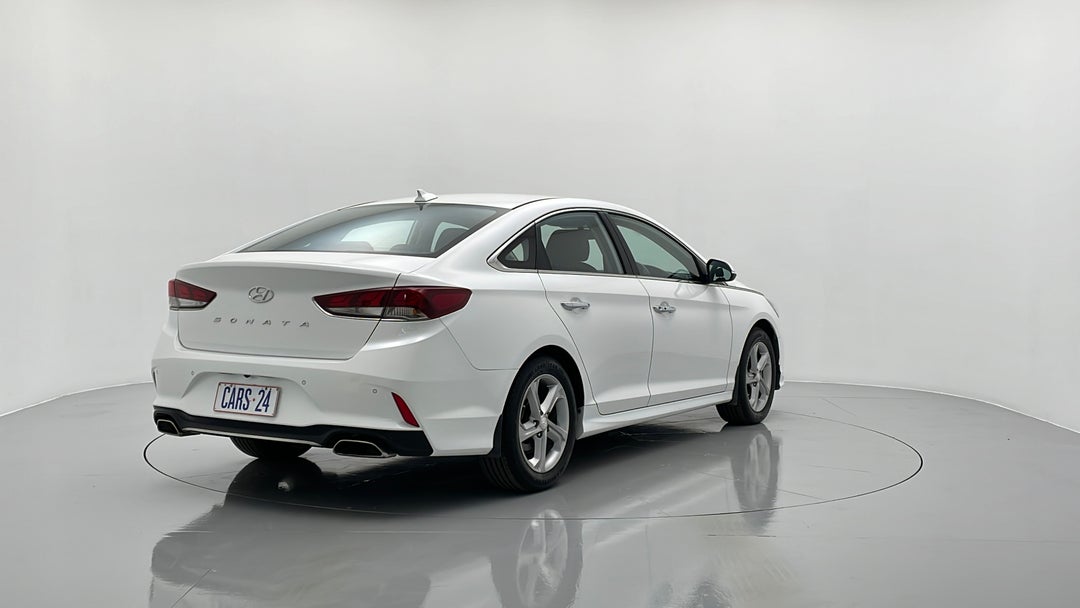 Right Back Diagonal (45- Degree) View