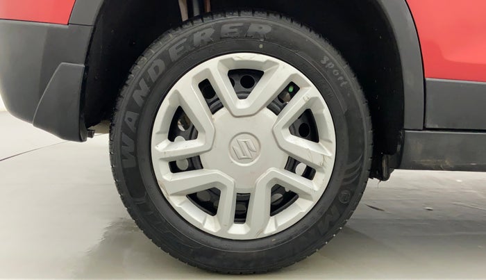 2017 Maruti Vitara Brezza VDI OPT, Diesel, Manual, 39,099 km, Right Rear Wheel