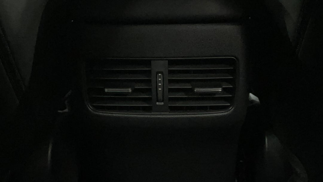 2021 Mazda 3 G20 Touring, Automatic, 33912 km, Rear A/C Vent