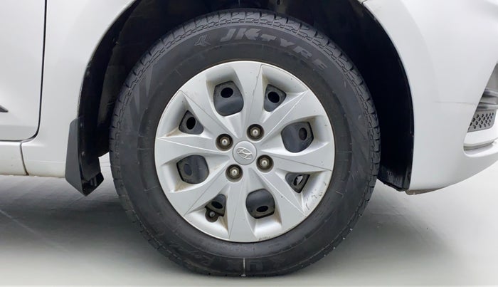 2018 Hyundai Elite i20 Magna Executive 1.2, Petrol, Manual, 91,028 km, Right Front Wheel