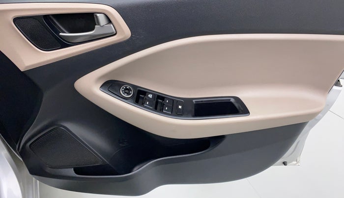 2018 Hyundai Elite i20 Magna Executive 1.2, Petrol, Manual, 91,028 km, Driver Side Door Panels Control