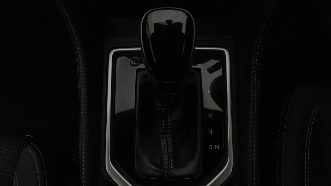 2024 Subaru Forester 2.5i (AWD), Automatic, 48185 km, Gear Lever 