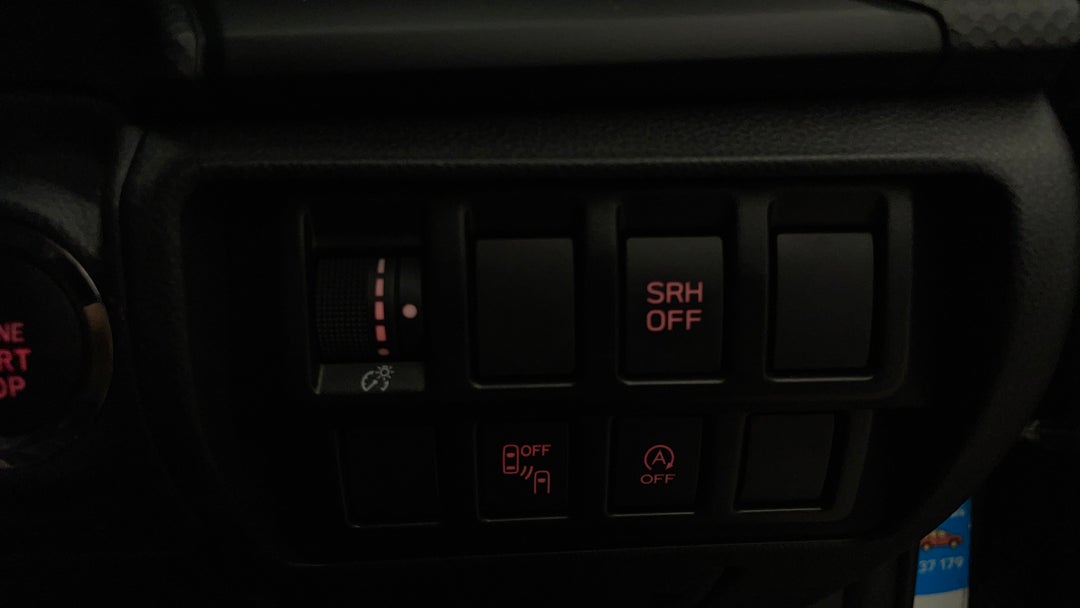 2024 Subaru Forester 2.5i (AWD), Automatic, 48185 km, Utility Switches/Buttons