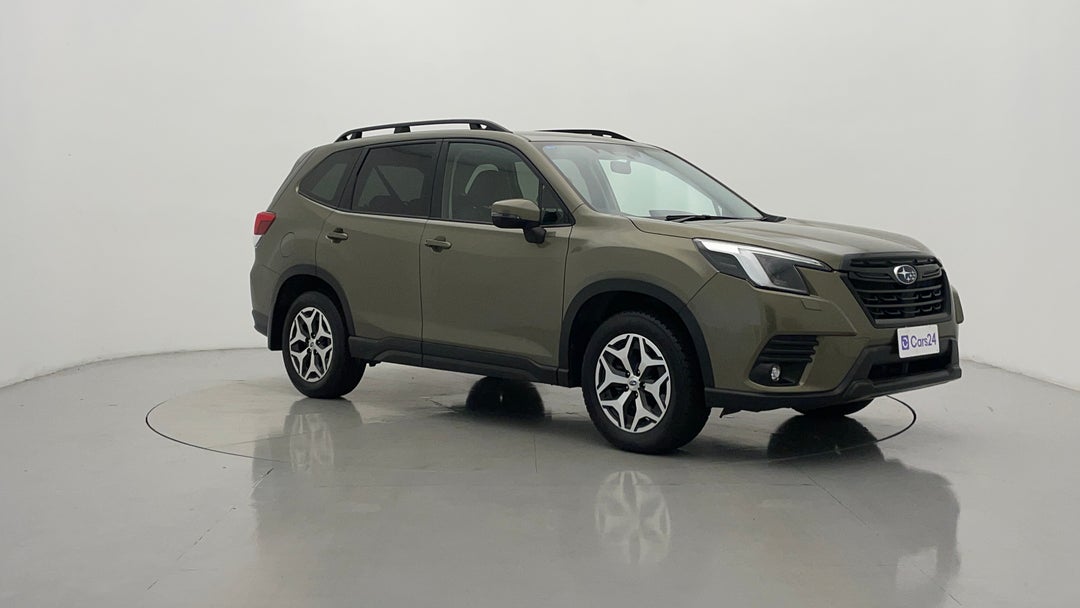 2024 Subaru Forester 2.5i (AWD), Automatic, 48185 km, Right Front Diagonal (45- Degree) View