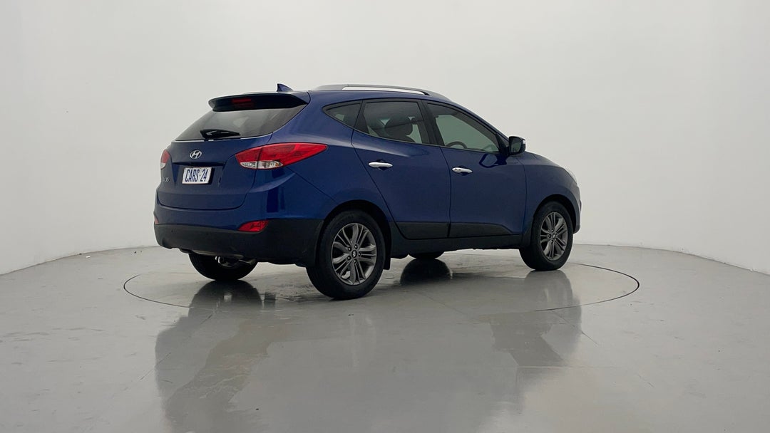 Right Back Diagonal (45- Degree) View