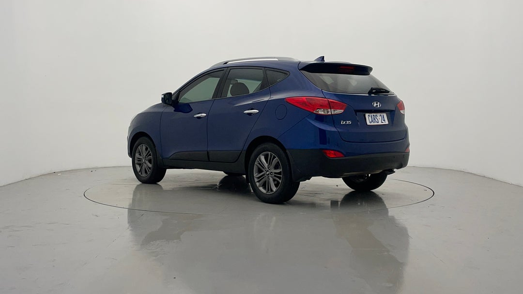 Left Back Diagonal (45- Degree) View