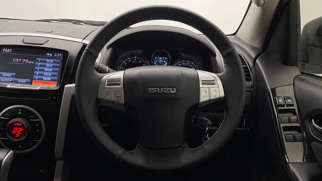 2018 Isuzu MU-X Ls-u (4x2), Automatic, 74416 km, Steering Wheel Close-up