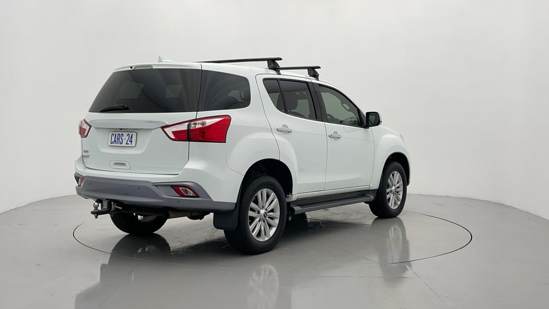 2018 Isuzu MU-X Ls-u (4x2), Automatic, 74416 km, Right Back Diagonal (45- Degree) View