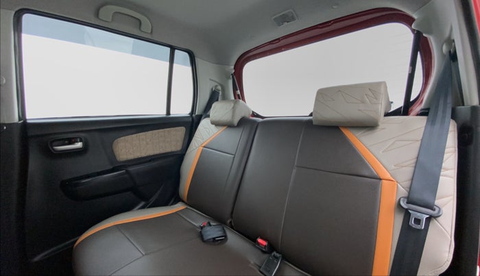 2018 Maruti Wagon R 1.0 VXI AMT, Petrol, Automatic, 39,860 km, Right Side Rear Door Cabin