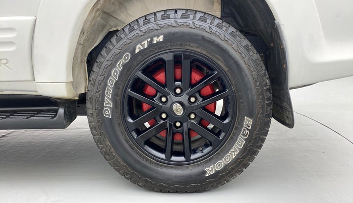 2012 Toyota Fortuner 3.0 MT 4X4, Diesel, Manual, 1,85,354 km, Left Rear Wheel