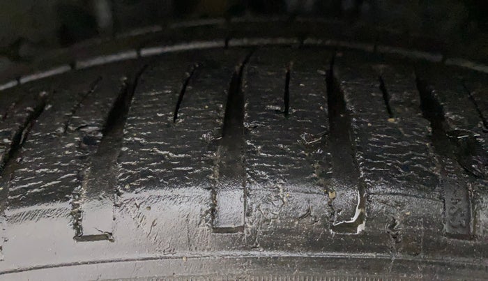 2015 Honda City 1.5L I-VTEC V MT, Petrol, Manual, 77,141 km, Left Front Tyre Tread