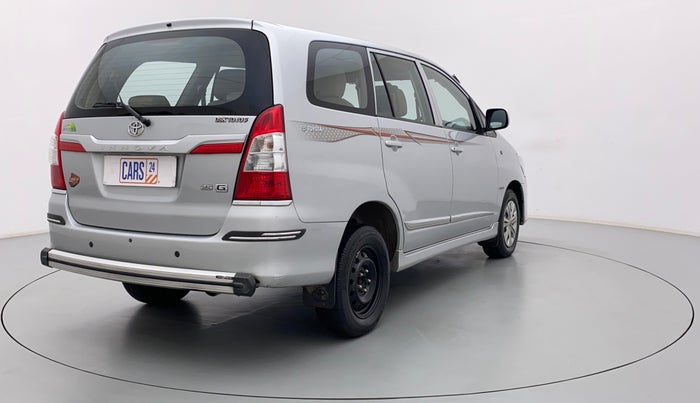 2014 Toyota Innova 2.5 GX 7 STR LIMITED EDITION, Diesel, Manual, 85,512 km, Right Back Diagonal