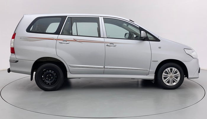 2014 Toyota Innova 2.5 GX 7 STR LIMITED EDITION, Diesel, Manual, 85,512 km, Right Side View