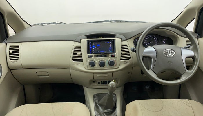 2014 Toyota Innova 2.5 GX 7 STR LIMITED EDITION, Diesel, Manual, 85,512 km, Dashboard