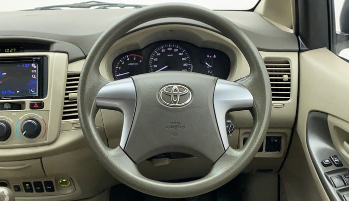 2014 Toyota Innova 2.5 GX 7 STR LIMITED EDITION, Diesel, Manual, 85,512 km, Steering Wheel Close Up
