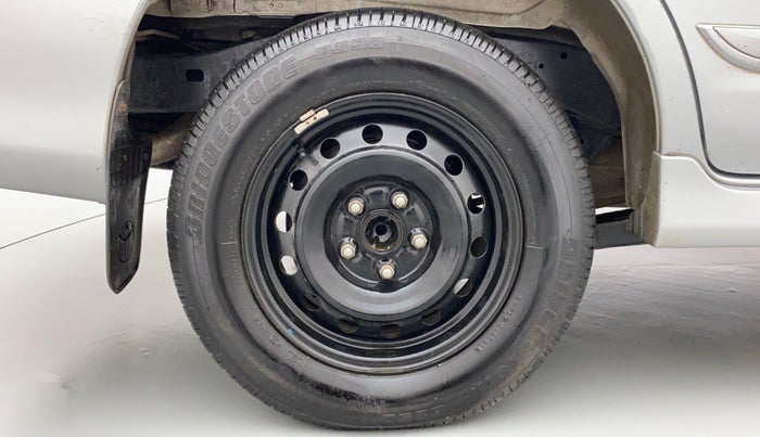 2014 Toyota Innova 2.5 GX 7 STR LIMITED EDITION, Diesel, Manual, 85,512 km, Right Rear Wheel