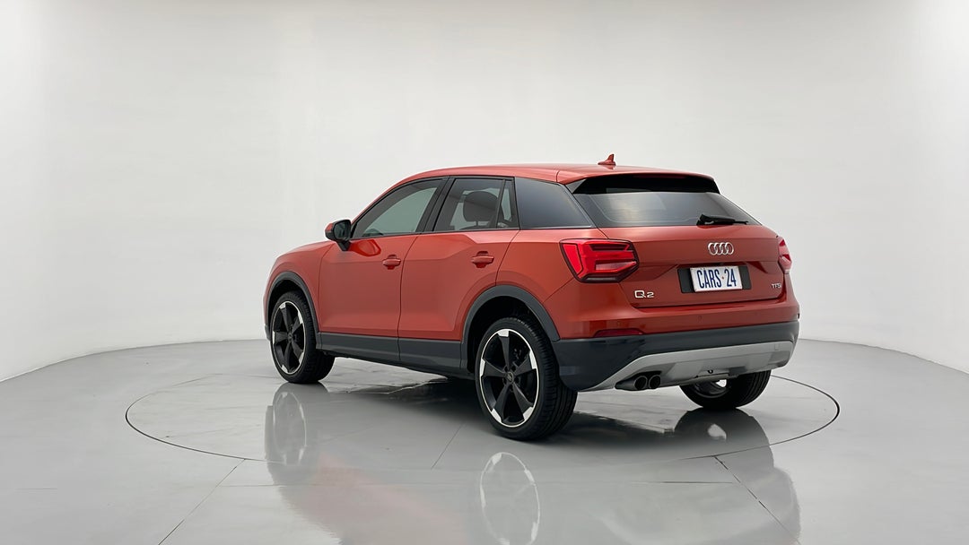 Left Back Diagonal (45- Degree) View