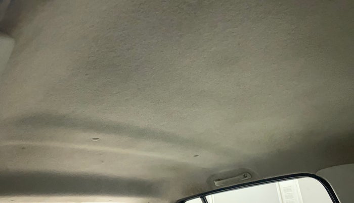 2017 Maruti Alto 800 LXI, Petrol, Manual, 25,868 km, Ceiling - Roof lining is slightly discolored