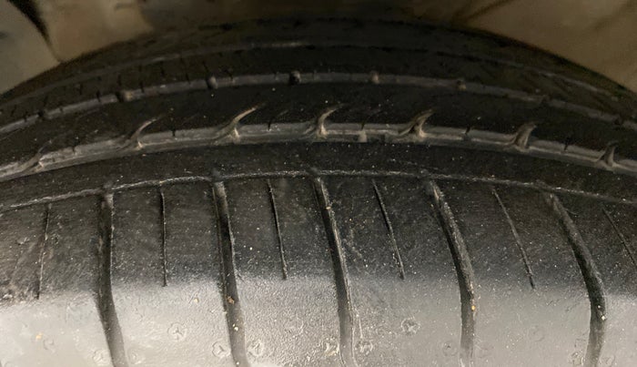 2018 Hyundai Creta 1.6 SX (O) CRDI, Diesel, Manual, 70,492 km, Left Front Tyre Tread