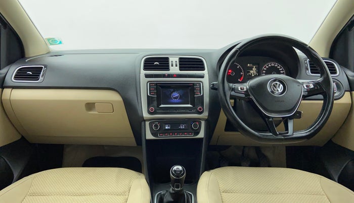 2016 Volkswagen Ameo HIGHLINE 1.5, Diesel, Manual, 42,972 km, Dashboard View