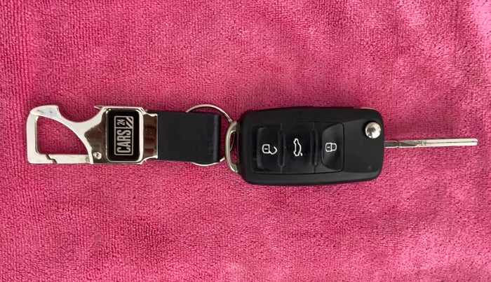 2016 Volkswagen Ameo HIGHLINE 1.5, Diesel, Manual, 42,972 km, Key Close-up