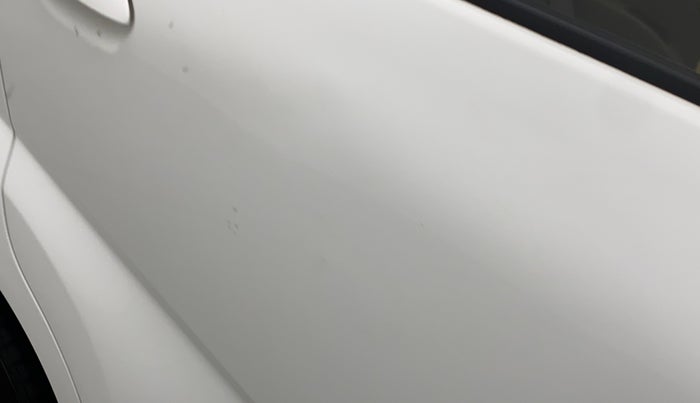 2016 Datsun Redi Go T (O), Petrol, Manual, 39,586 km, Right rear door - Slightly dented