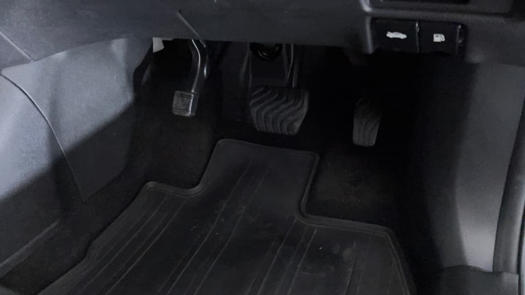 2020 Nissan X-trail St (2WD) (5yr), Automatic, 29747 km, Pedals and Footmat