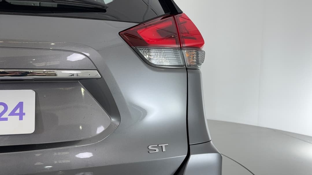 2020 Nissan X-trail St (2WD) (5yr), Automatic, 29747 km, Badge (Boot Right Side)