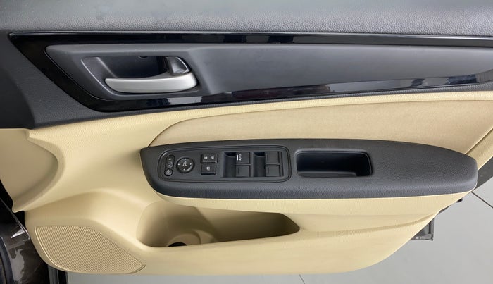 2019 Honda Amaze 1.2 V MT I-VTEC, Petrol, Manual, 14,741 km, Driver Side Door Panels Control