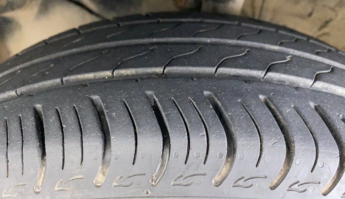 2019 Honda Amaze 1.2 V MT I-VTEC, Petrol, Manual, 14,741 km, Left Front Tyre Tread