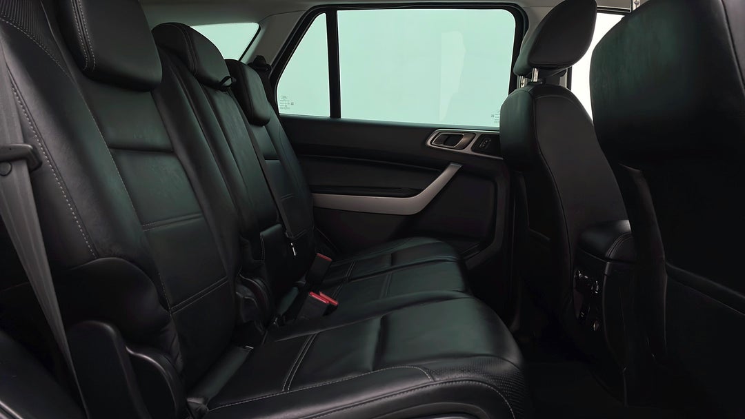 2019 Ford Everest Trend (rwd 7 Seat), Automatic, 93040 km, Right Side Rear Door Cabin View