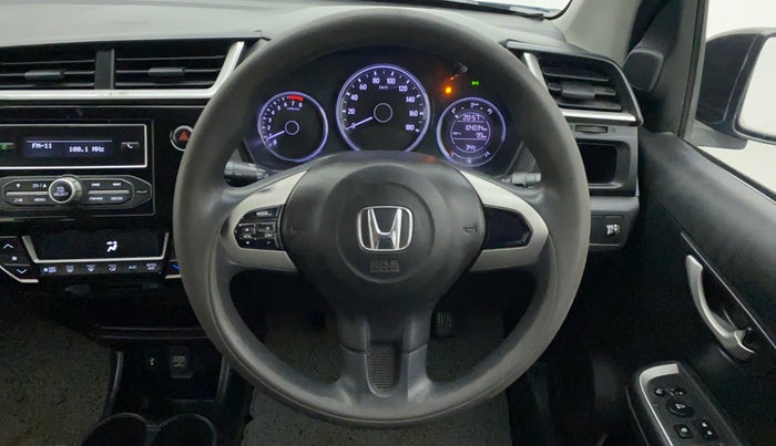 2017 Honda BR-V 1.5L I-VTEC V, Petrol, Manual, 1,04,034 km, Steering Wheel Close Up