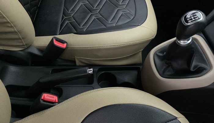 2018 Hyundai Xcent SX 1.2, Petrol, Manual, 13,954 km, Gear Lever