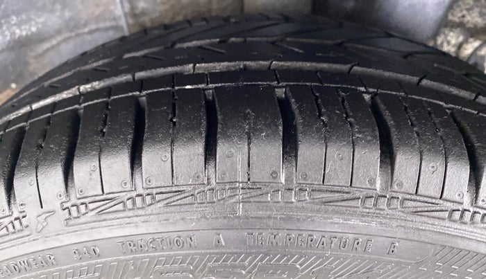 2018 Hyundai Xcent SX 1.2, Petrol, Manual, 13,954 km, Left Rear Tyre Tread