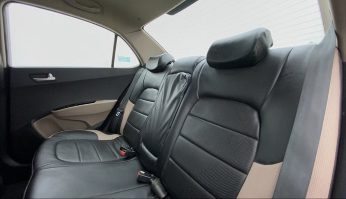 2015 Hyundai Xcent 1.2 S VTVT, Petrol, Manual, 58,726 km, Right Side Rear Door Cabin