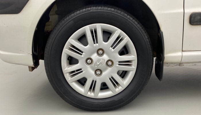 2014 Hyundai Santro Xing GLS, Petrol, Manual, 77,587 km, Left Front Wheel
