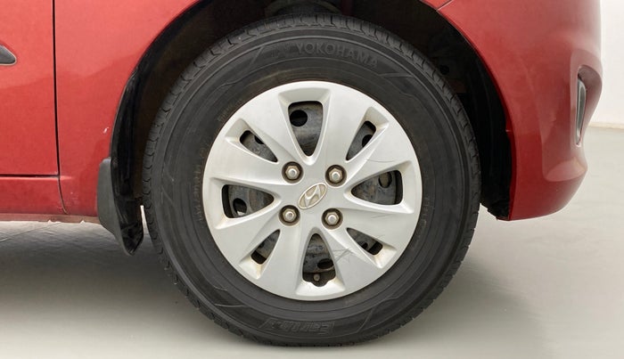 2013 Hyundai i10 MAGNA 1.2 KAPPA2, Petrol, Manual, 60,070 km, Right Front Wheel
