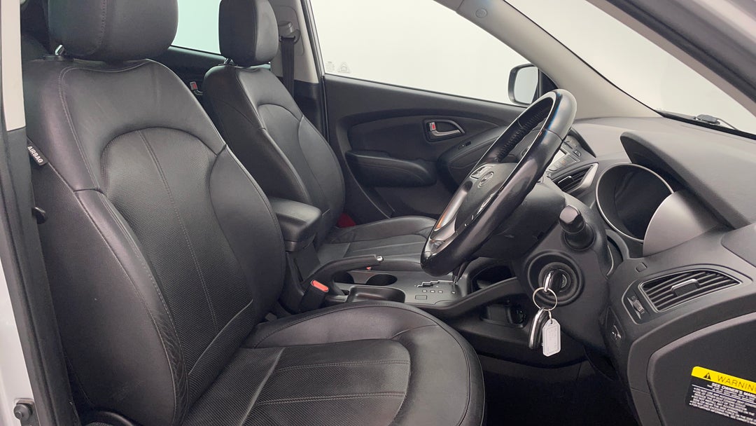 2015 Hyundai Ix35 Se (fwd), Automatic, 100521 km, Right Side Front Door Cabin View