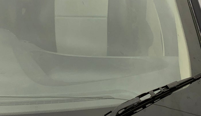 2015 Hyundai Eon ERA +, Petrol, Manual, 59,721 km, Front windshield - Minor spot on windshield