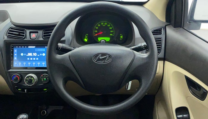 2015 Hyundai Eon ERA +, Petrol, Manual, 59,721 km, Steering Wheel Close Up