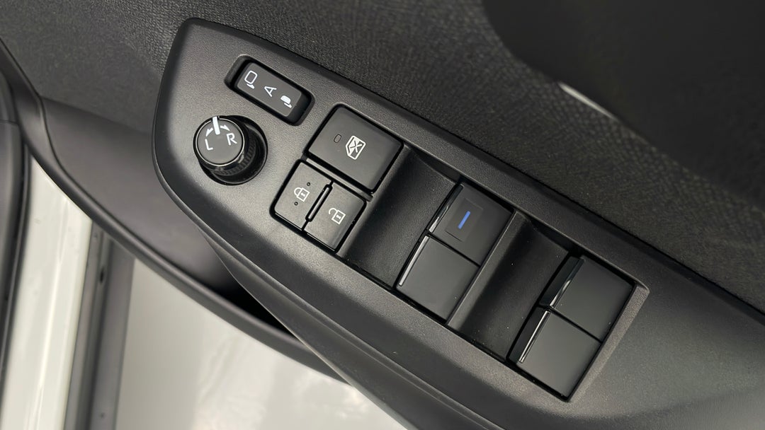 Drivers Side Door Panel Controls