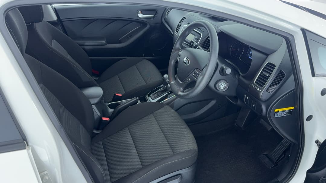 2016 Kia Cerato S, Automatic, 53014 km, Right Side Front Door Cabin View