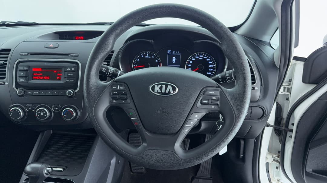 2016 Kia Cerato S, Automatic, 53014 km, Steering Wheel Close-up