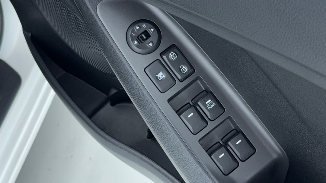 2016 Kia Cerato S, Automatic, 53014 km, Drivers Side Door Panel Controls